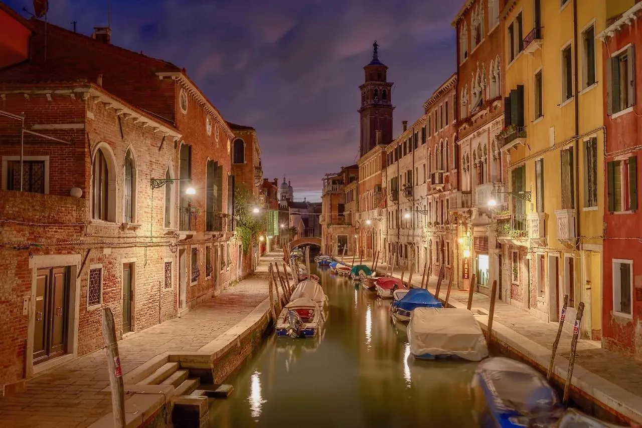 Ca Grimani Double Apartment: Private Terrace And Stunning View Venice Italy