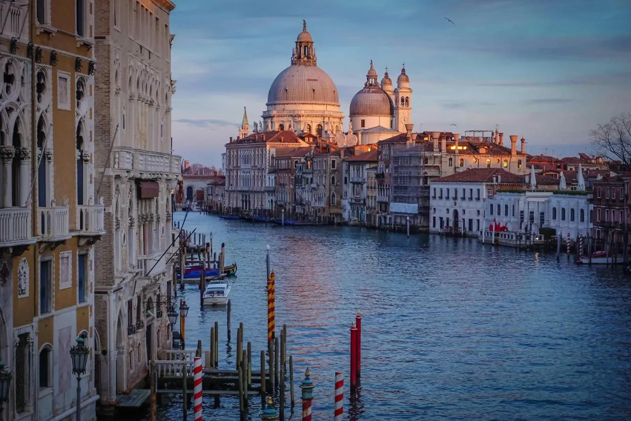 Ca Grimani Double Apartment: Private Terrace And Stunning View Venice 0*,  Italy