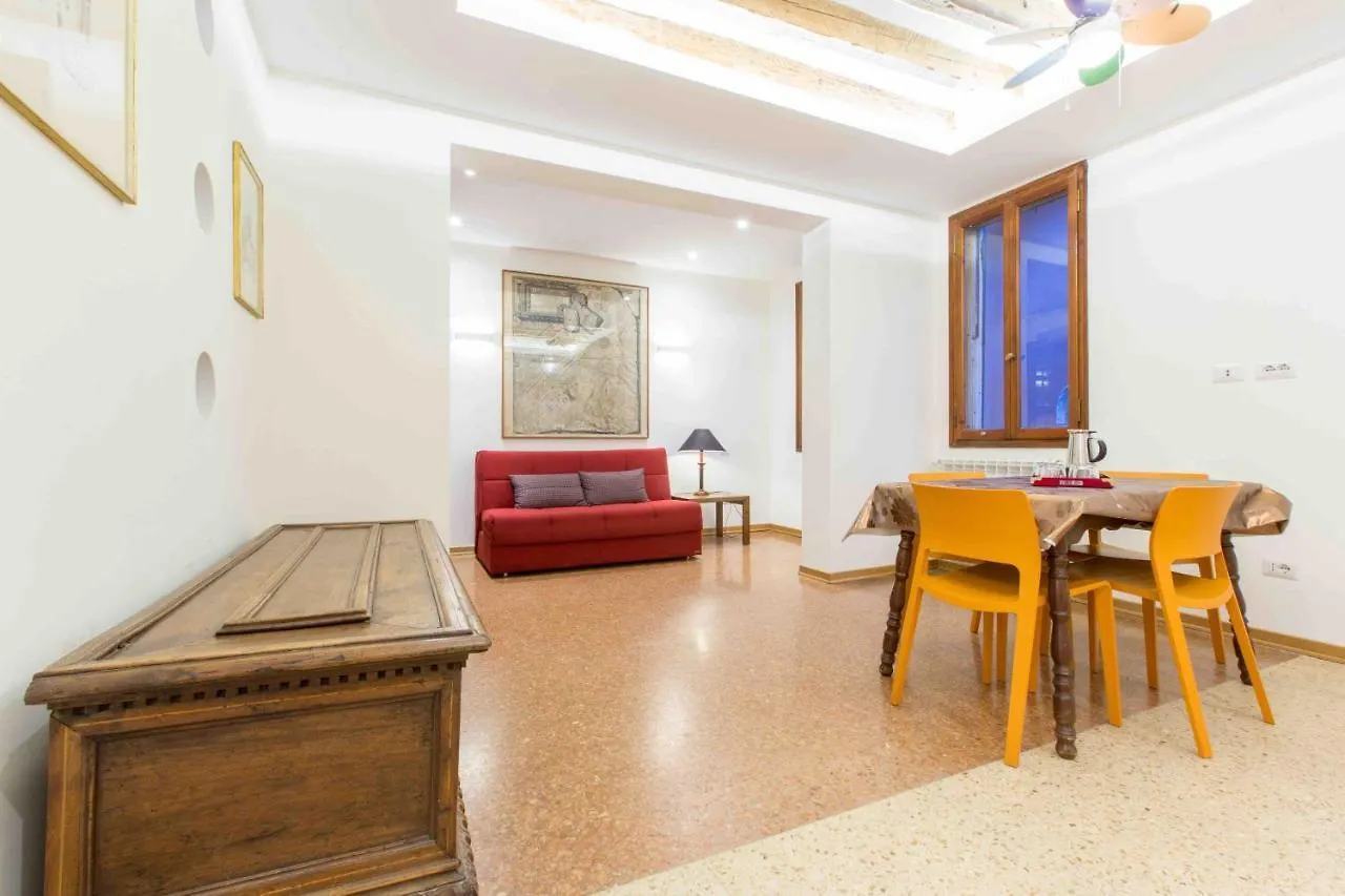 Ca Grimani Double Apartment: Private Terrace And Stunning View Venice