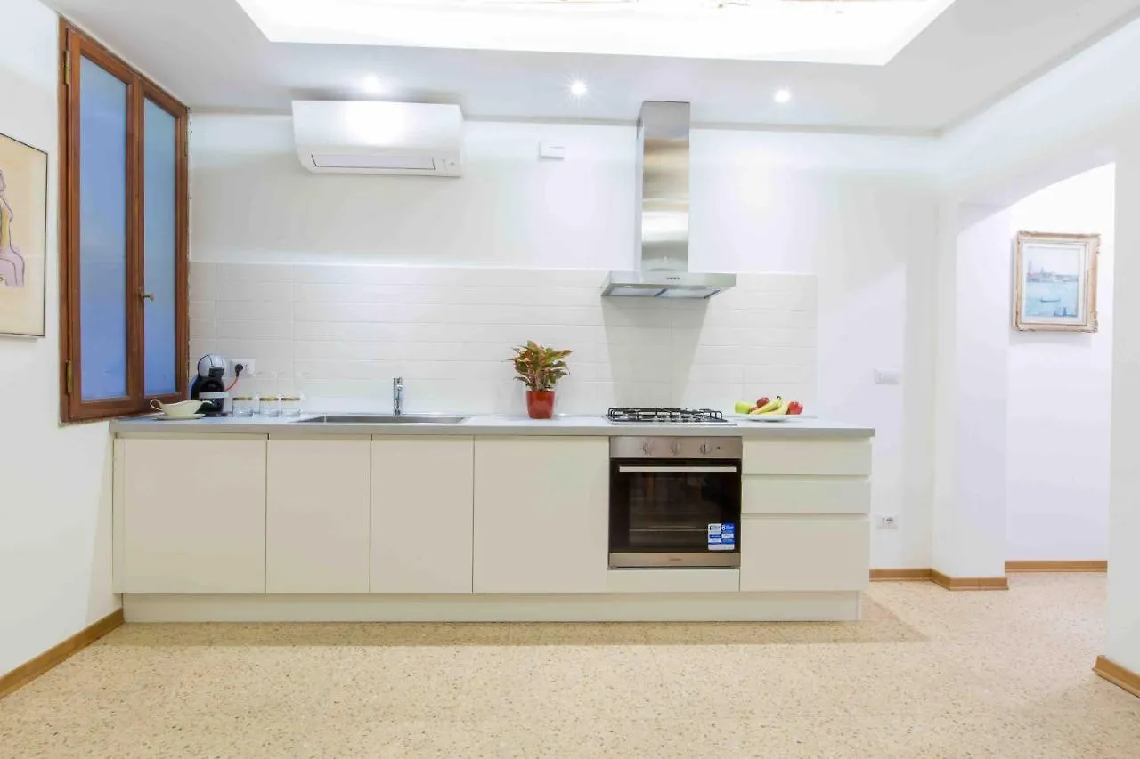 Ca Grimani Double Apartment: Private Terrace And Stunning View Venice