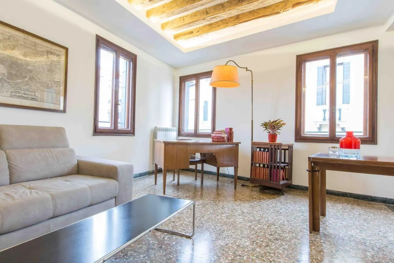 Ca Grimani Double Apartment: Private Terrace And Stunning View Venice 0*,  Italy