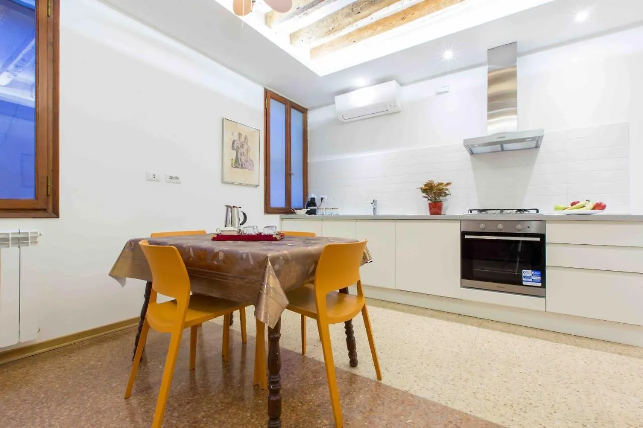 Apartment Ca Grimani Double Apartment: Private Terrace And Stunning View Venice Italy